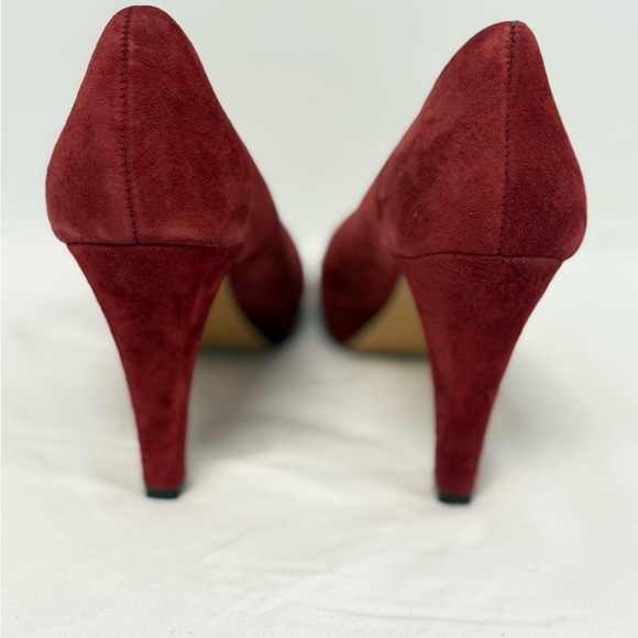 Adrienne Vittadini Faux Suede Shoes Heels  Size 7M    Dark Mauve/ Red - Picture 4 of 9